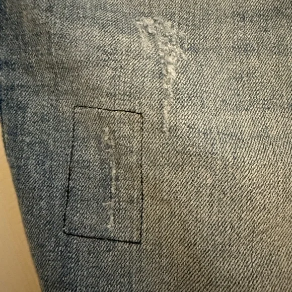 Old Navy Blue Boyfriend Jeans with Classic Denim Wash - Picture 5 of 7